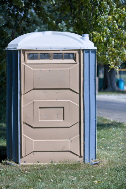 Best Luxury portable toilet rental  in Cutten, CA